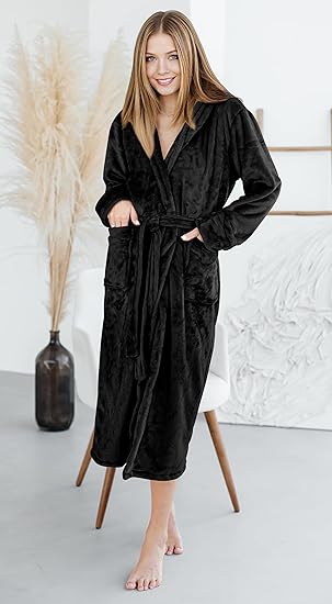 Women Shawl Collar Fleece Bathrobe & Spa Robe